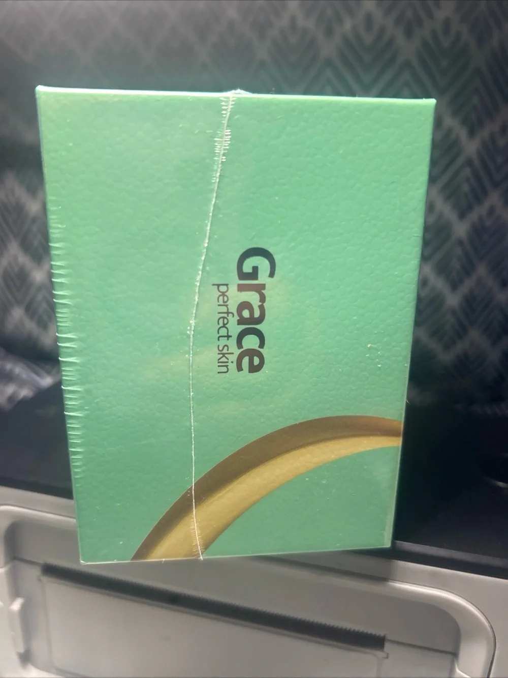 Grace Perfect Skin Collagen Mask - Mint Green with Gold Accent